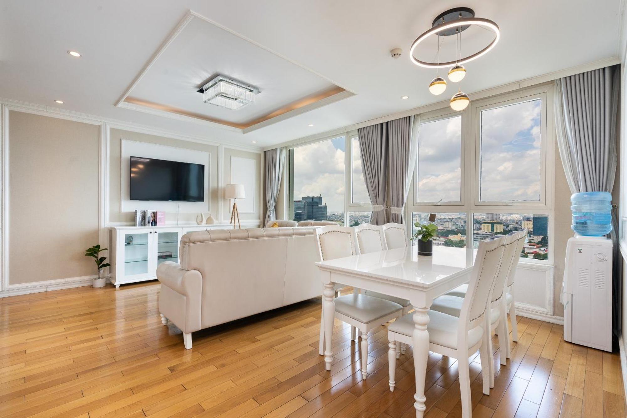 Leman Luxury Apartment By M Suites Хошимин Екстериор снимка