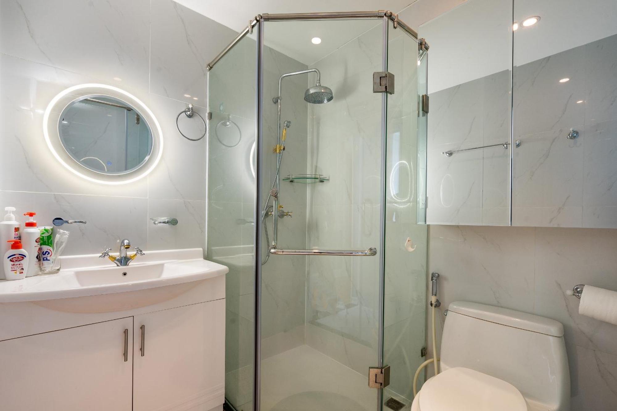 Leman Luxury Apartment By M Suites Хошимин Екстериор снимка